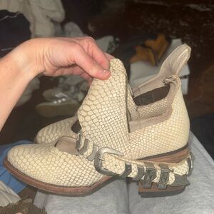 Stylish Cream Women's Shoes with Buckle Detail